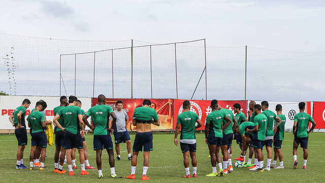 Treino do Fluminense no CT do Internacional - 04/05/2019