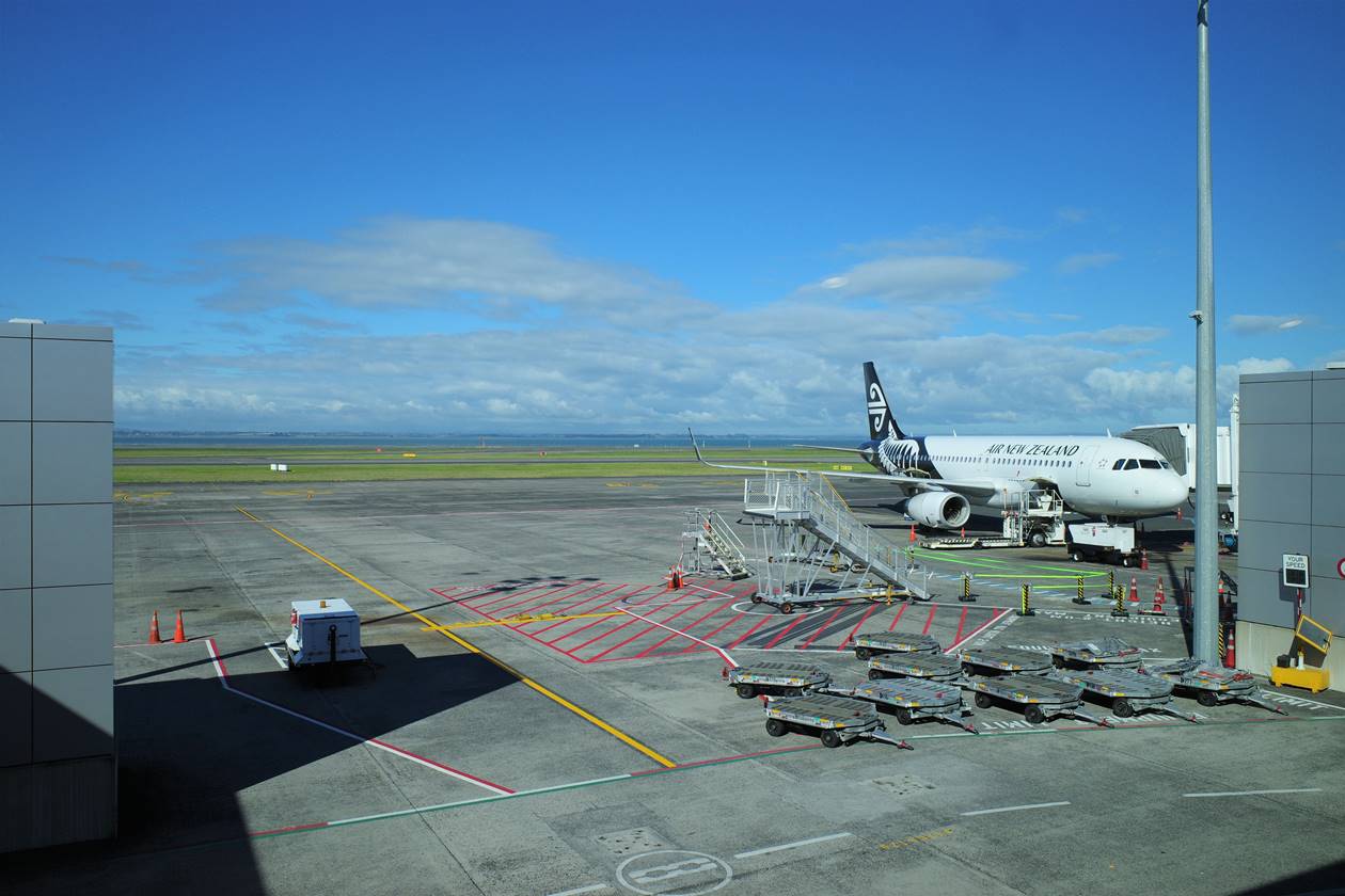 ニュージーランド　オークランド空港