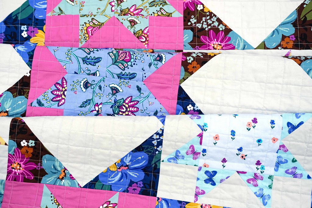 Dilly Dahlia Giant Block Quilt