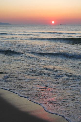 българия bulgaria варна varna sea blacksea море черноморе morning sunrise sun waves beach sand