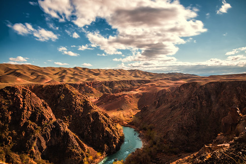 charyn canyon kazakhstan almaty region long exposure river mountains hills clouds cloudy day view panoramic