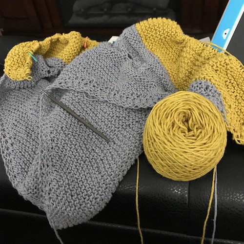 Last night, I was up to the start of the lace section of colour 2!