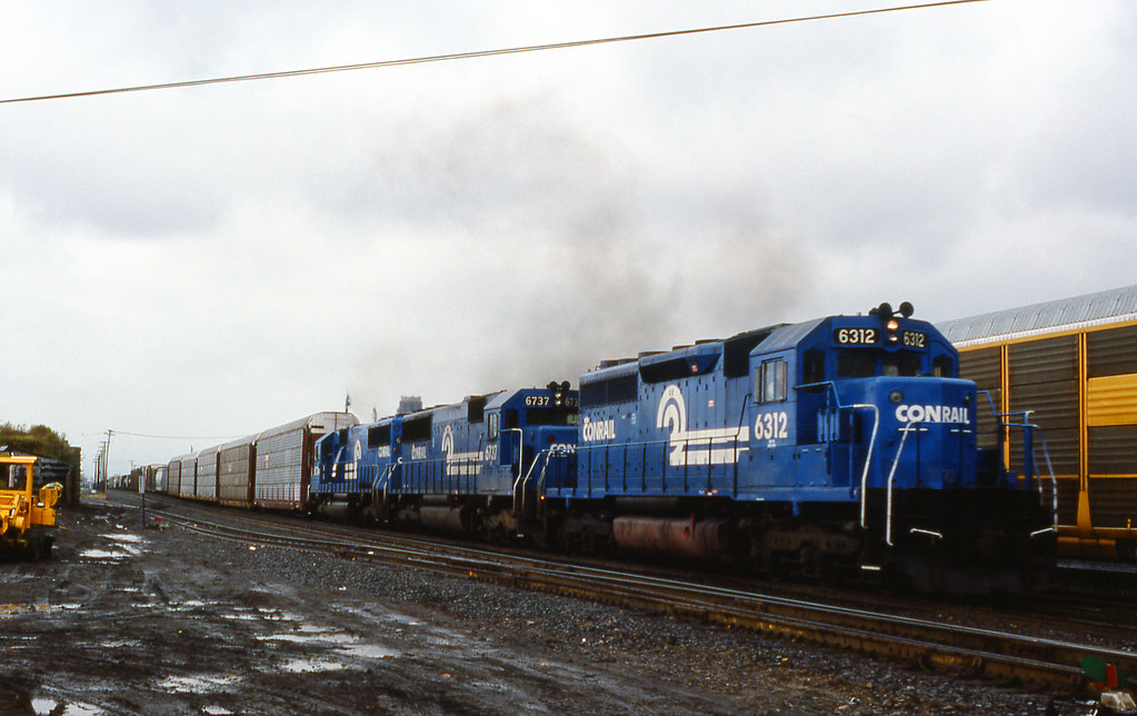 CR 6312 6737 EB at Frontier | An SD40 leads an eastbound at … | Flickr