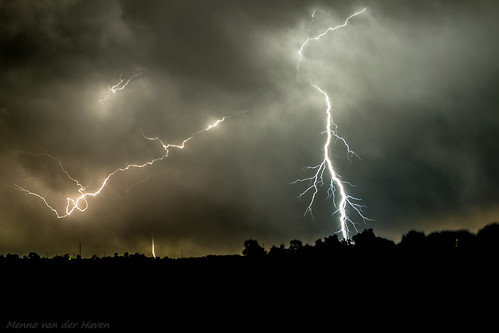 lightning storm thunderstorm stormchase longexposure thunder greatplains nebraska