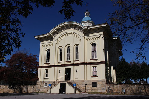 caswellcounty yanceyville northcarolina courthouse countycourthouse antebellum