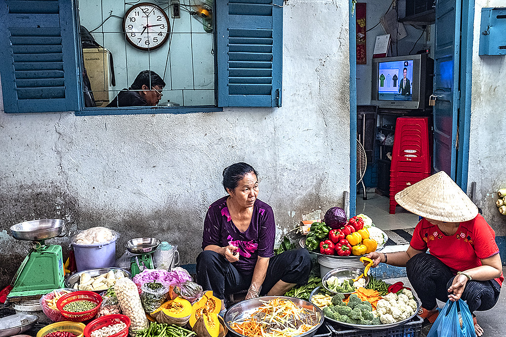Phu Dinh Market on 4-21-19--Saigon