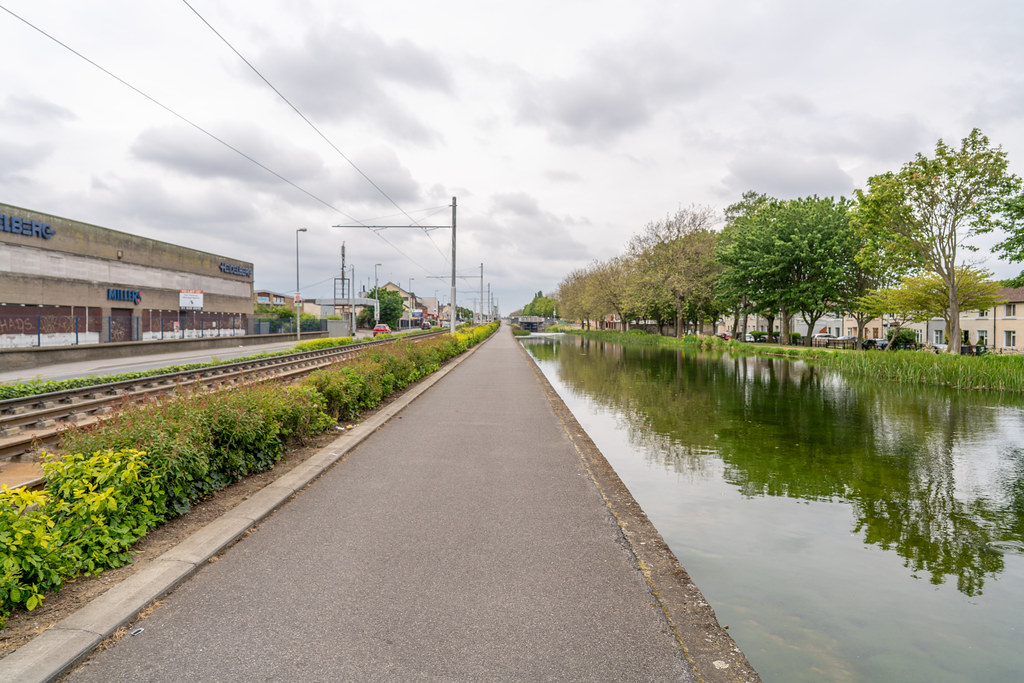 A QUICK WALK ALONG DAVITT ROAD 008