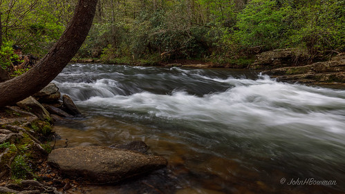 northcarolina transylvaniacounty ncmountains forests stateforests ncforests dupontstateforest waterfalls ncwaterfalls cascadesrapids riversandstreams littleriver april2019 april 2019 canon16354l