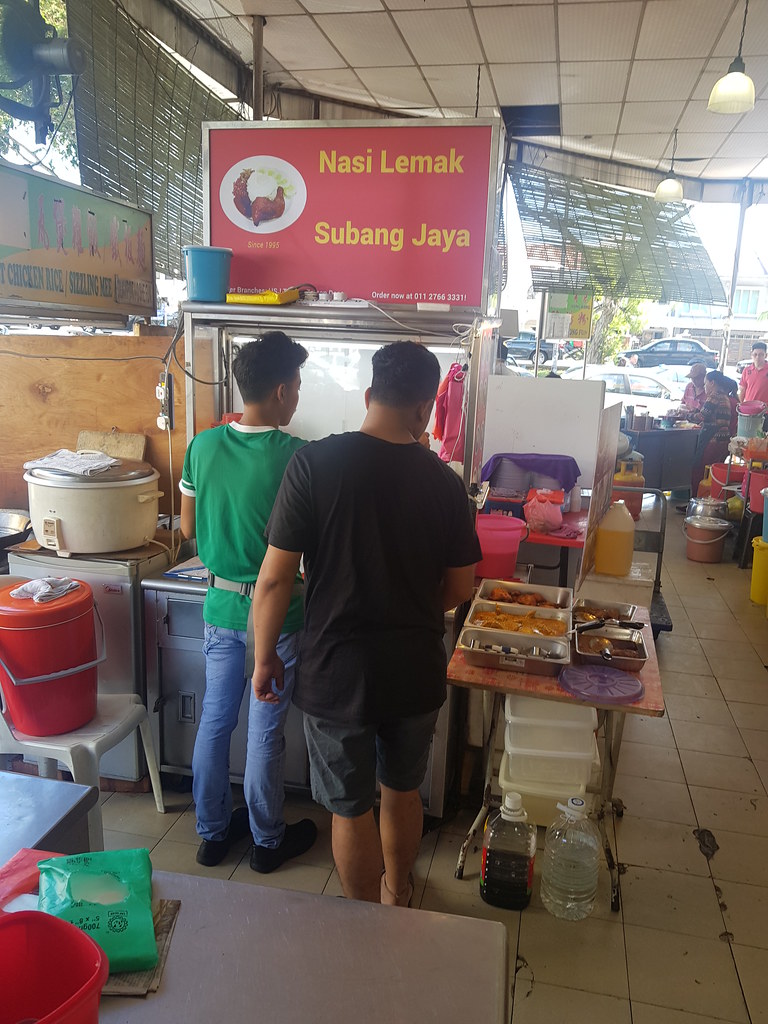 @ Nasi Lemak Subang Stall at 桂生餐馆  Restoran Kwai Sun SS15