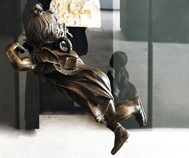 Escultura griega estautilla enanos de bronce del naufragio Mahdia Museo Nacional del Bardo Tunez 01