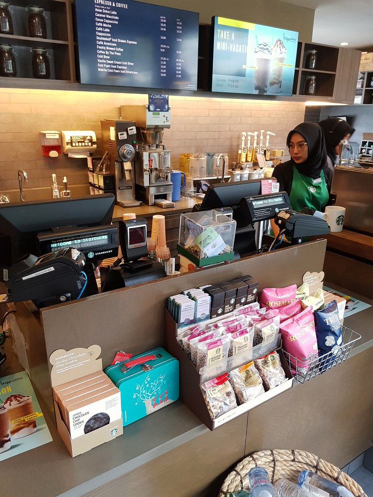 @ Starbucks Kota Kemuning
