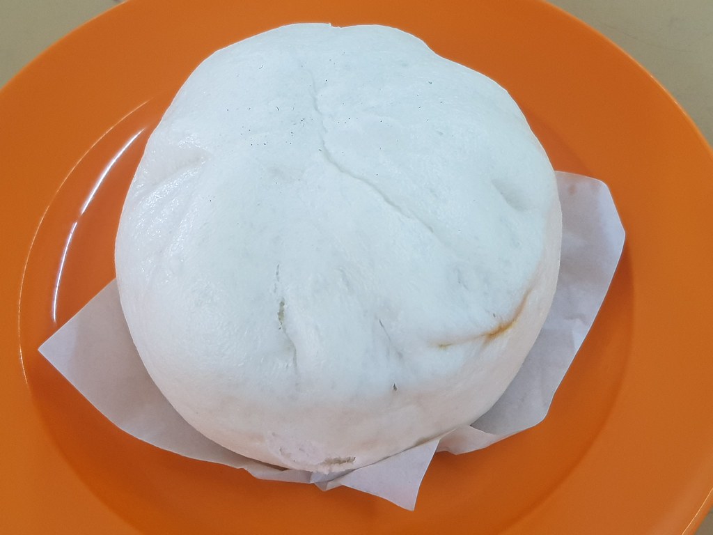 咖喱大包 Curry Dai Bao rm$5.70 & 咖啡 Kopi rm$1.70 @ 新阿婆罗茶餐室 Restoran New Apollos USJ4