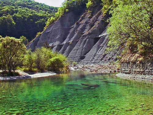 slovenija slovenia istra istria dragonja river flysch cliffs spring