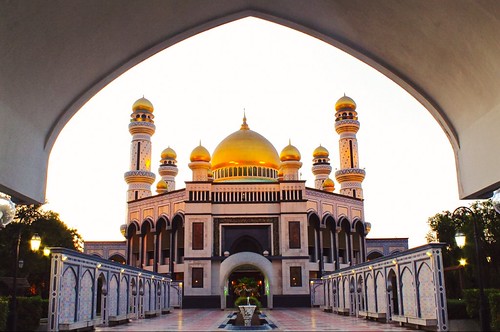 Bolkiah Mosque - Brunei | by JR Marquina