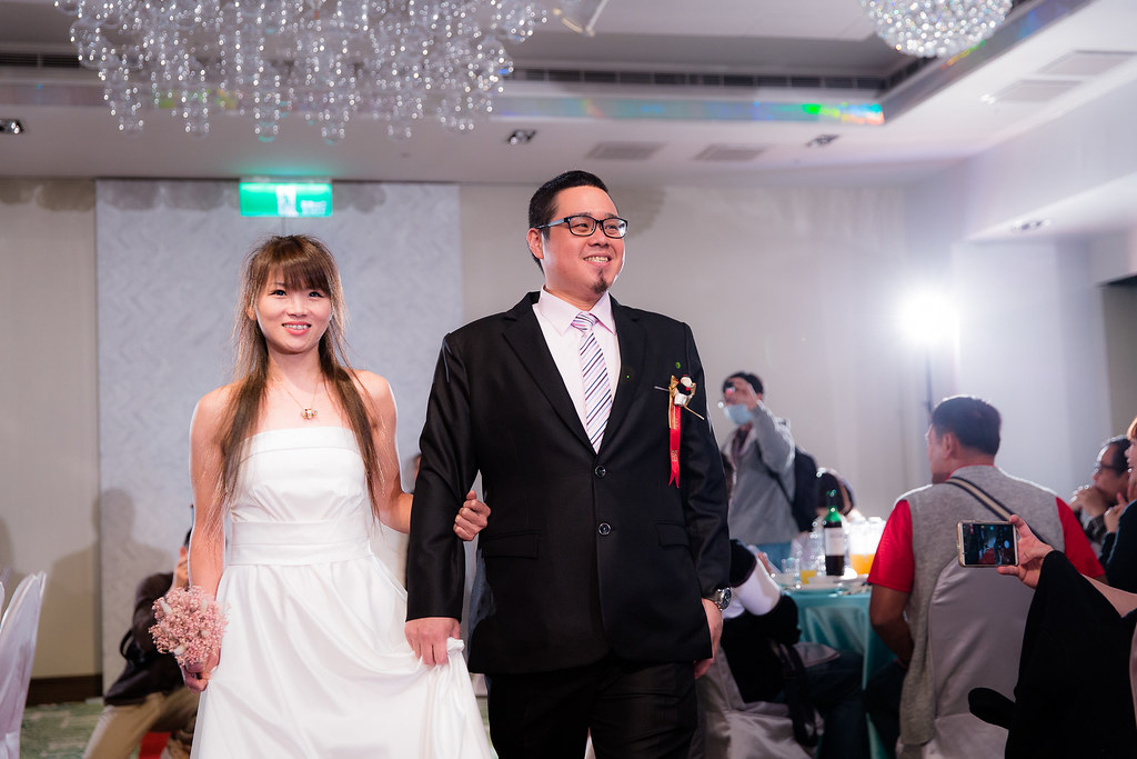 [婚禮攝影]韋宏婕貞 幸福喜宴@88號樂章-最專業的團隊完成每場完美婚禮紀錄，拍的不只好更要快! #婚攝作品