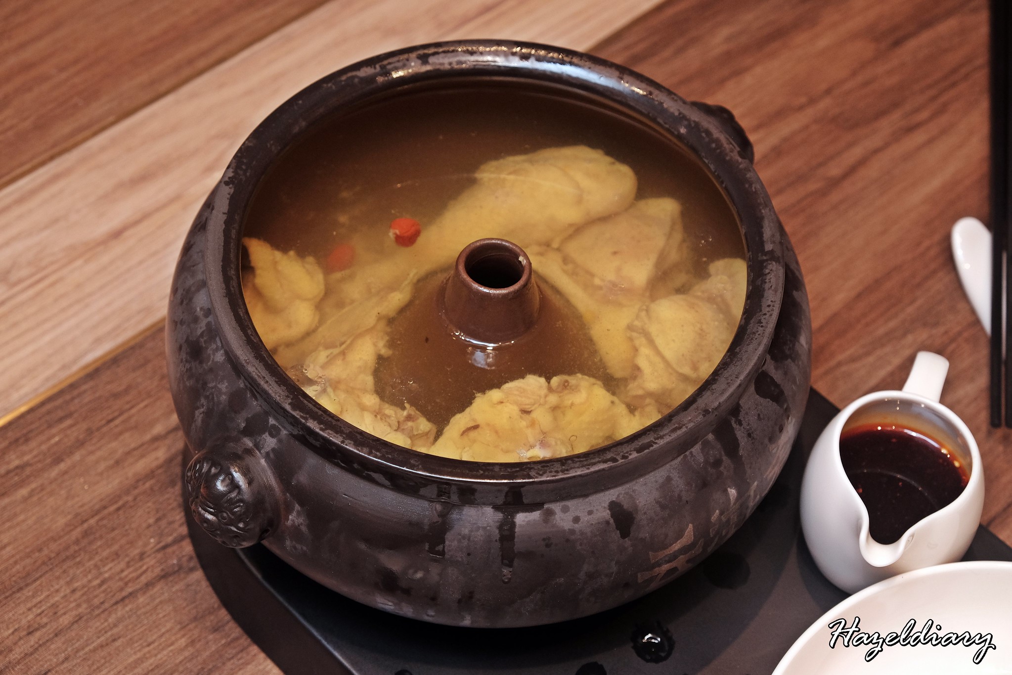 Yun Nans Jewel Changi Airport-Steam Pot Chicken Soup