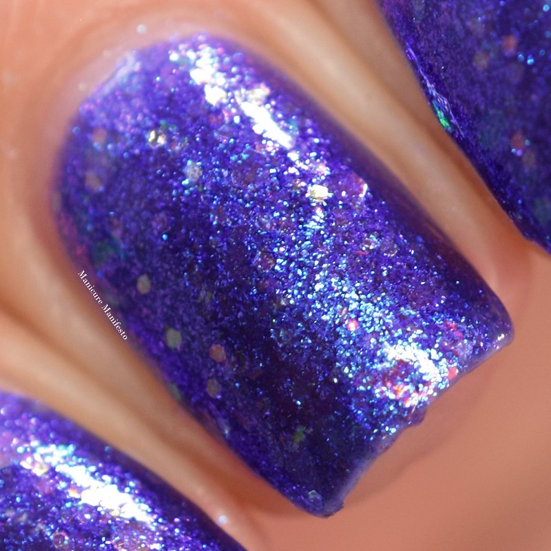 Girly Bits Flash Your Tips Too swatch