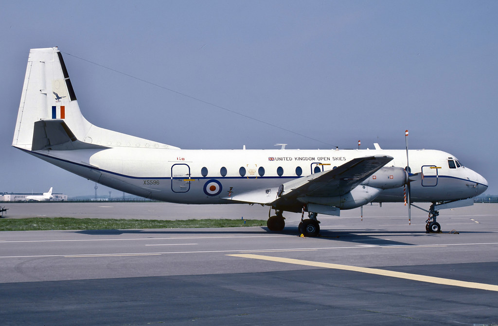 XS596 Hawker Siddeley Andover C.1 RAF Brize Norton 6.5.00