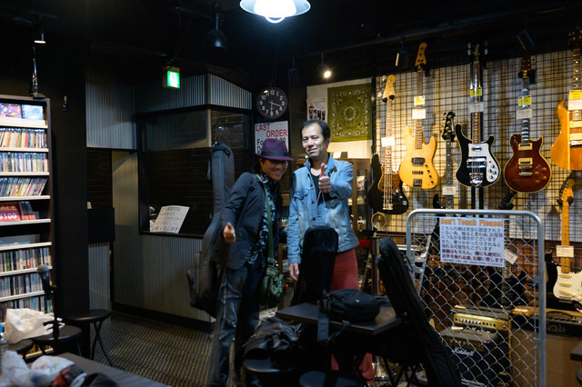 Before the show at Fabulous Guitars, Tokyo, 14 Apr 2019 -0017