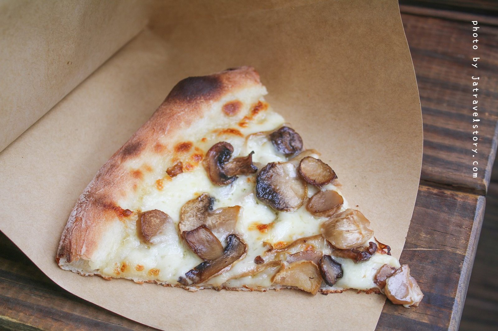 Pizza Guild 比薩幫 單片比薩45元起,一個人就能品嘗多口味比薩【捷運公館】公館美食/台大美食 @J&amp;A的旅行