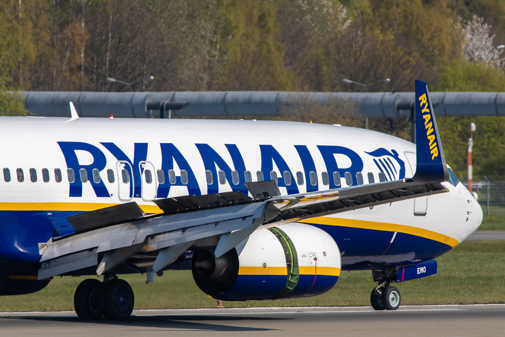 Hamburg Airport: Ryanair (FR / RYR) | Boeing 737-8AS B738 … | Flickr