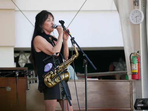 Paula & the Pontiacs at Jazz Fest Day 2 - 4.27.19. Photo by Louis Crispino.