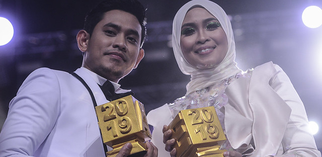 Khai Bahar &Amp; Siti Nordiana Ungguli Takhta Kategori Top Top Meletop Lelaki &Amp; Wanita Di Ame 2019