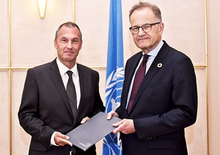 NEW PERMANENT REPRESENTATIVE OF MALTA PRESENTS CREDENTIALS TO THE DIRECTOR-GENERAL OF THE UNITED NATIONS OFFICE AT GENEVA