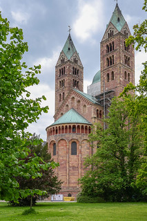 Ostseite Dom zu Speyer