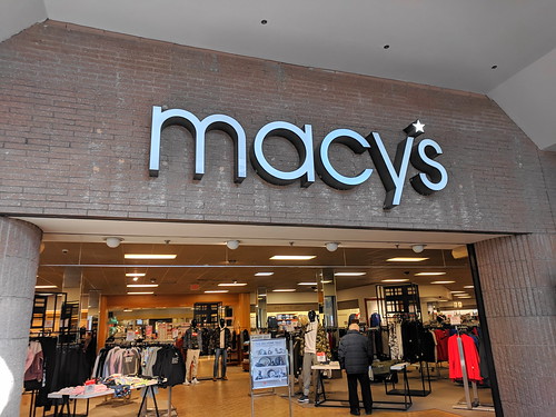 Macy's (Crystal Mall, Waterford, Connecticut | JJBers | Flickr