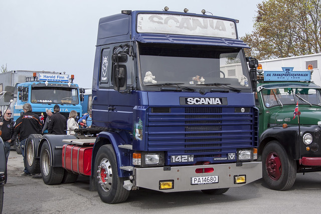 Scania 142M
