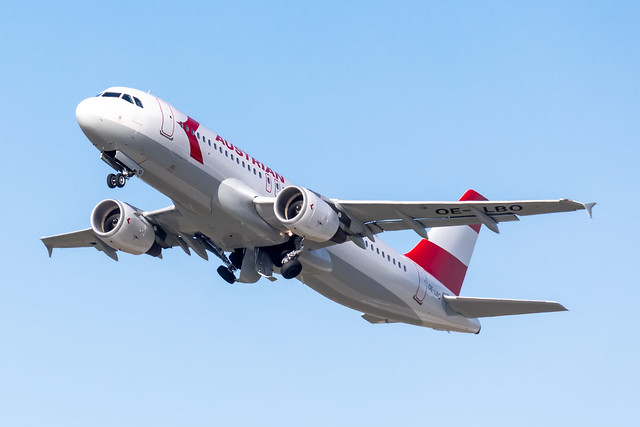 OE-LBO Austrian Airlines Airbus A320-214