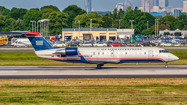 N220PS - Bombardier CRJ-200ER - US Airways Express