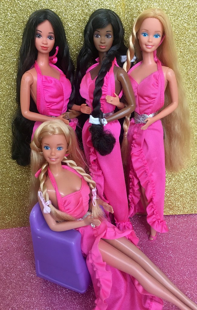 1982 Barbie twirly curls / ricitos group