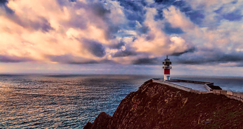 faro lighthouse farol peñon mar oceano sea ocean landscape paisaje paisagem galicia españa spain explore
