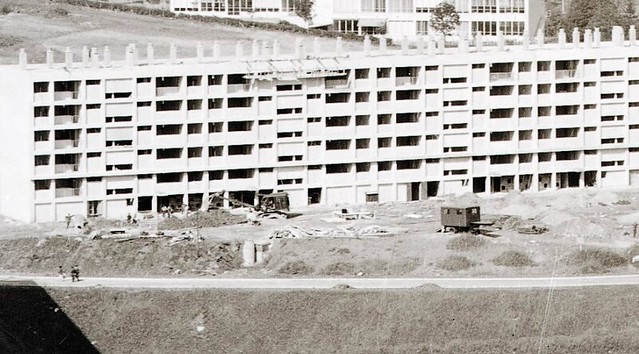 42 Saint-Etienne le square auguste renoir en construction 1958