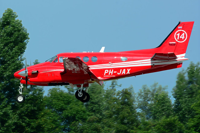 PH-JAX 14 Beechcraft C90GTI King Air cn LJ-1913 G.P.H.J. Banken 130814 Rotterdam-The Hague 1001