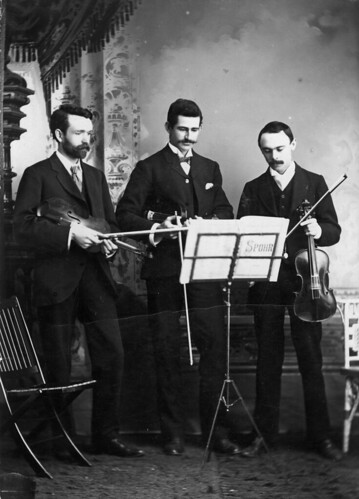 queensland statelibraryofqueensland violin violinist musicians fiddle studioportraits trio sheetmusic musicstand louisspohr