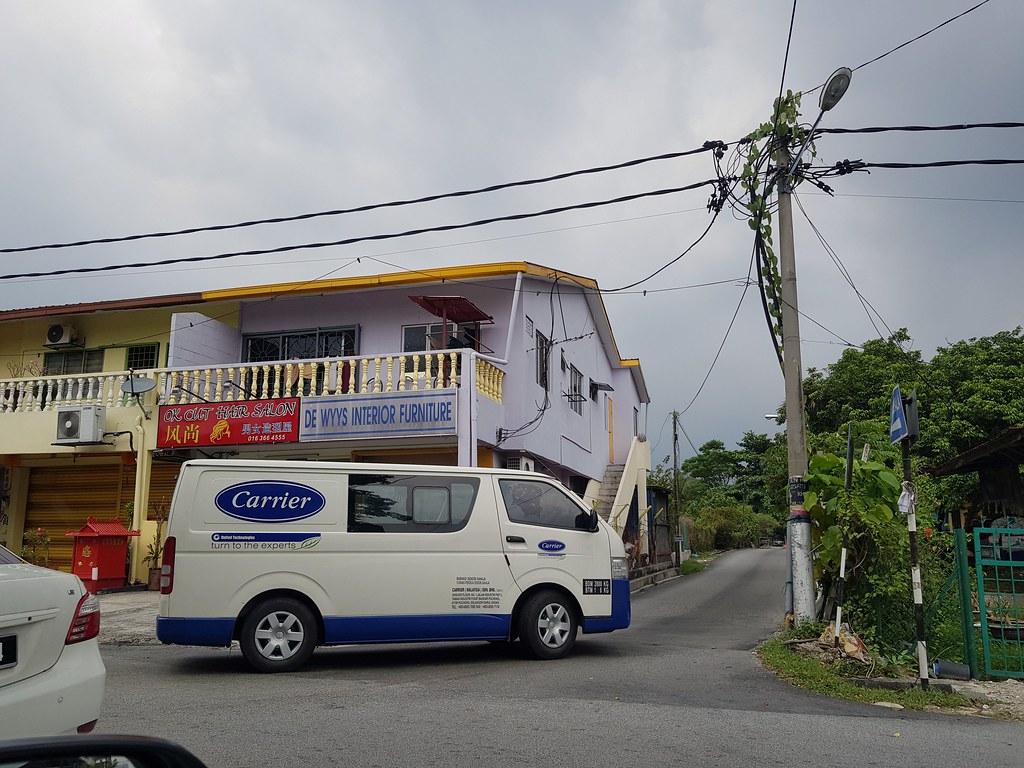 (5) On Jalan Seri Puchong/Jalan Klang, after 500 meters turn left into Lorong 2 (USJ to Puchong Bandar Puteri with Toll Free)