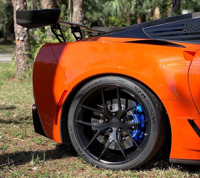 Matt’s Orange C7 Corvette ZR1 on Forgeline One Piece Forged Monoblock VX1 Wheels