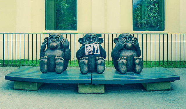 #goodpandacontest flickr good panda with the Three Apes by Gottfried Kumpf, at the Zoo Tiergarten Schönbrunn