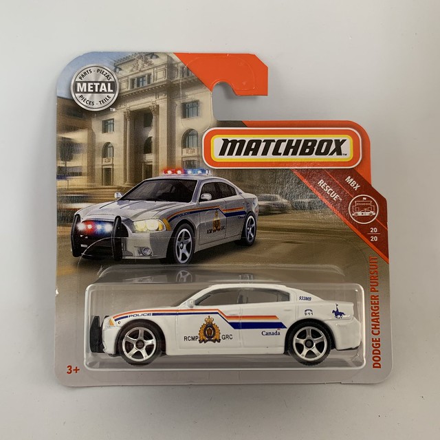 Mattel Matchbox - MBX Rescue - Number 20 / 20 - Dodge Charger Pursuit - RCMP  - Police Vehicle - Miniature Diecast Metal Scale Model Emergency Services Vehicle.