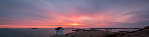 sunset sweden west coast västkusten bohuslän lysekil lighthouse fyr panorama nikon d7500 tamron 1750mm