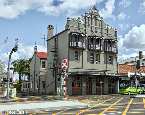 streetview toowoombaqueensland outside hotel australian heritage railway signs day architecture facade ford green hotelnorville