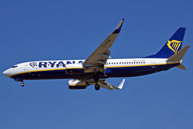 EI-FOW   737-8AS Ryanair   Reus 05-05-16