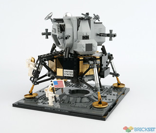 Review: 10266 NASA Apollo 11 Lunar Lander 