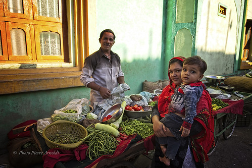 junâgadh gujarat inde india pierrearnoldi photoderue photooriginale photocouleur photodevoyage photographequébécois légumes