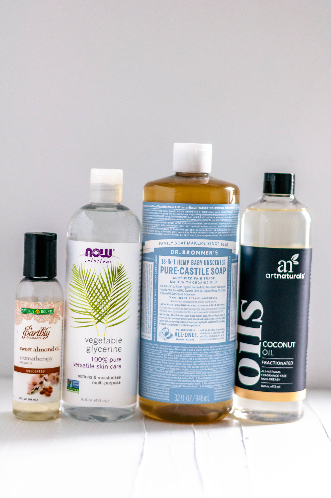 Talking about DIY Essential Oil Body Wash in this month's edition of Let's Catch Up.