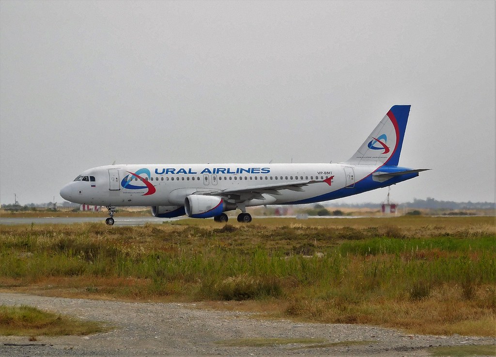 VP-BMT A320-214 Ural Airlines