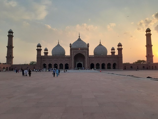 Badshahi Mosque sunset mobile photography